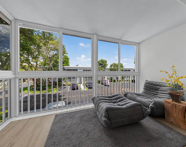 6515 Bay Club Drive - Photo Thumbnail 18