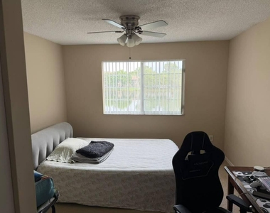 4163 N Haverhill Road - Photo Thumbnail 8