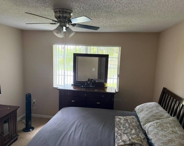 4163 N Haverhill Road - Photo Thumbnail 11