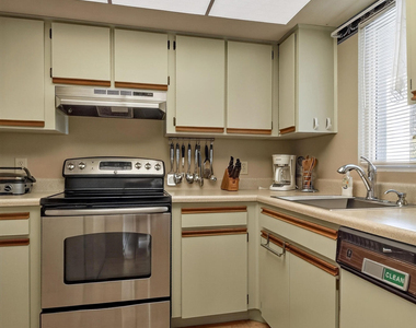 1606 Se Green Acres Circle - Photo Thumbnail 10