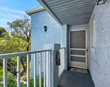 1606 Se Green Acres Circle - Photo Thumbnail 3