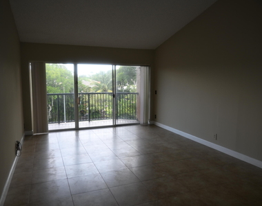 8721 Wiles Road - Photo Thumbnail 36