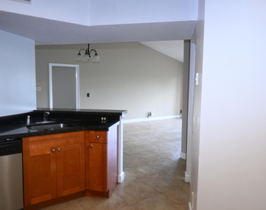 8721 Wiles Road - Photo Thumbnail 44