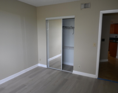 8721 Wiles Road - Photo Thumbnail 6