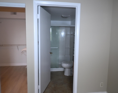 8721 Wiles Road - Photo Thumbnail 27