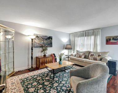 288 Tuscany Lane E - Photo Thumbnail 2
