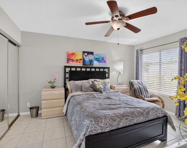 7473 Glendevon Lane - Photo Thumbnail 27