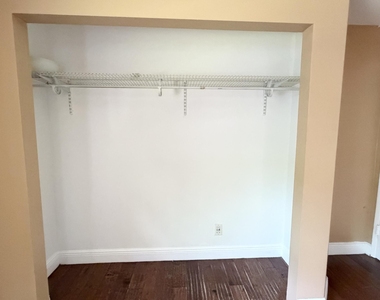 310 Dickson Drive - Photo Thumbnail 32