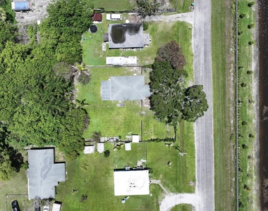 310 Dickson Drive - Photo Thumbnail 54