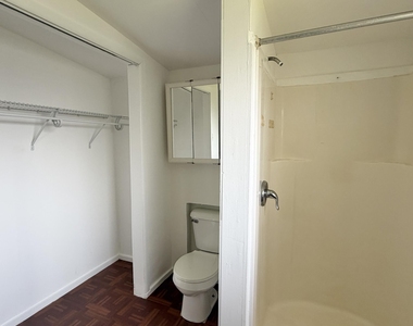 310 Dickson Drive - Photo Thumbnail 35