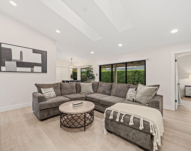 13571 Jonquil Place - Photo Thumbnail 14