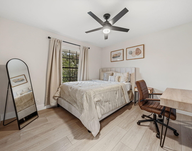 13571 Jonquil Place - Photo Thumbnail 20