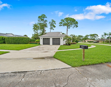 13571 Jonquil Place - Photo Thumbnail 33