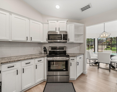 13571 Jonquil Place - Photo Thumbnail 8