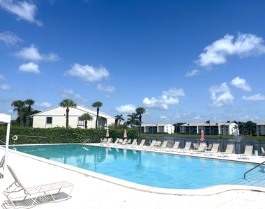 1108 Green Pine Boulevard - Photo Thumbnail 18