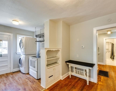 2835 Nw 22nd Street - Photo Thumbnail 12