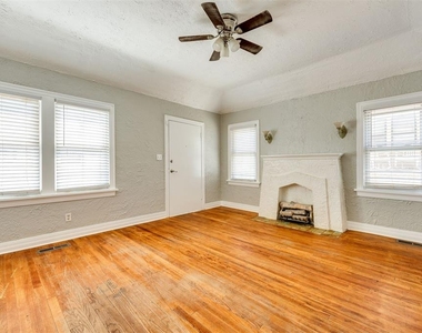 2835 Nw 22nd Street - Photo Thumbnail 7