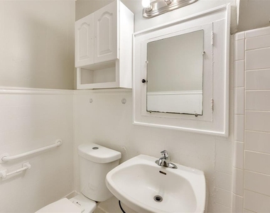 2835 Nw 22nd Street - Photo Thumbnail 24