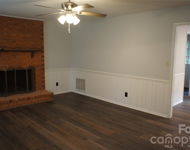 10000 Ridgemore Drive - Photo Thumbnail 5