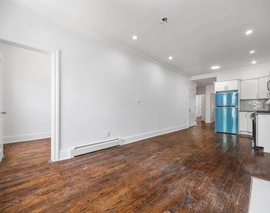 964 Madison Street - Photo Thumbnail 4