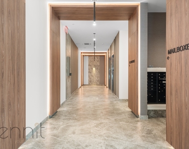 375 Dean Street - Photo Thumbnail 12