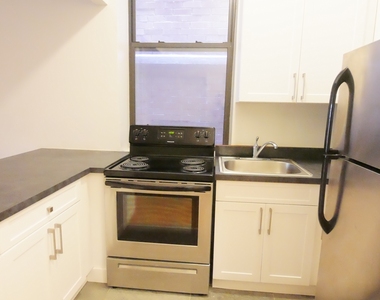 427 East 76th Street - Photo Thumbnail 1