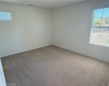 42688 Azure St - Photo Thumbnail 21
