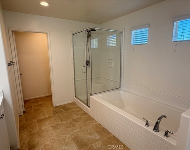 42688 Azure St - Photo Thumbnail 17