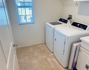 42688 Azure St - Photo Thumbnail 18