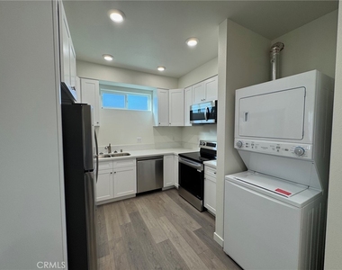 9623 Haas Avenue - Photo Thumbnail 3