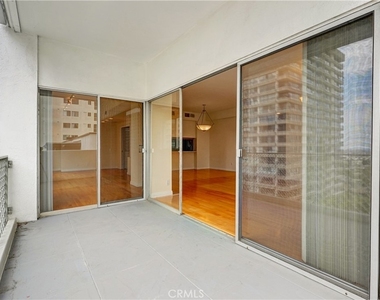 10787 Wilshire - Photo Thumbnail 14