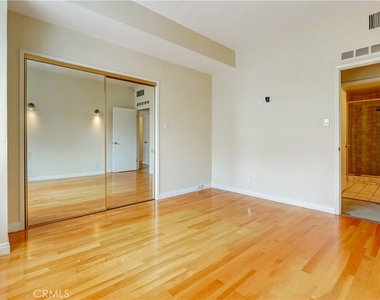 10787 Wilshire - Photo Thumbnail 22
