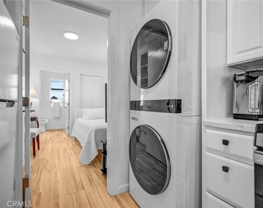 14508 Kingsdale Avenue - Photo Thumbnail 11