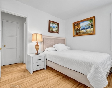 14508 Kingsdale Avenue - Photo Thumbnail 17
