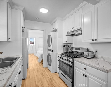 14508 Kingsdale Avenue - Photo Thumbnail 8