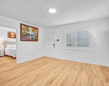 14508 Kingsdale Avenue - Photo Thumbnail 6