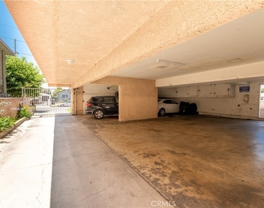 912 S Ash Avenue - Photo Thumbnail 13