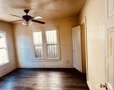 1221 W 59th - Photo Thumbnail 9