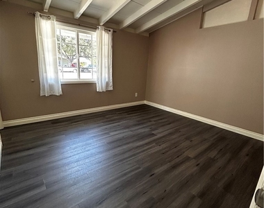 533 S Devon Road - Photo Thumbnail 9