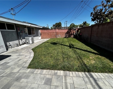 533 S Devon Road - Photo Thumbnail 3