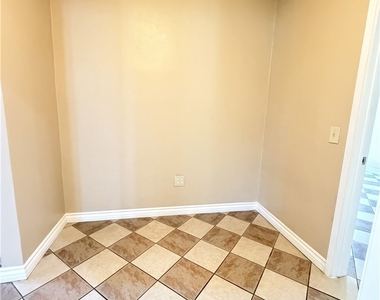 2820 Madison - Photo Thumbnail 19
