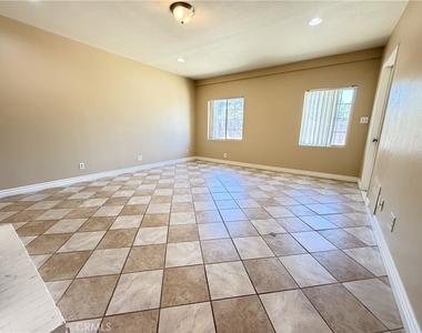 2820 Madison - Photo Thumbnail 14