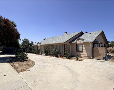 2820 Madison - Photo Thumbnail 1