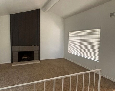 7083 E Shorecrest - Photo Thumbnail 3