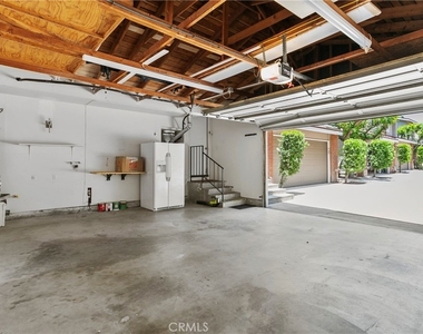 6516 E Camino Vista - Photo Thumbnail 18