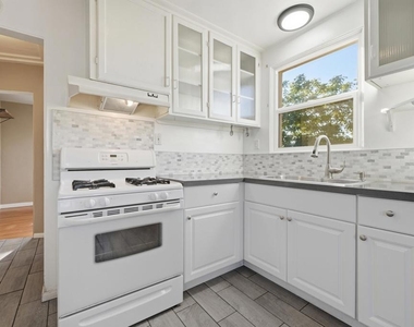 7620 Saranac Avenue - Photo Thumbnail 1