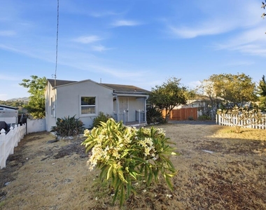 7620 Saranac Avenue - Photo Thumbnail 25