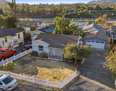 7620 Saranac Avenue - Photo Thumbnail 33