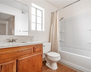 415 W Center Street - Photo Thumbnail 10