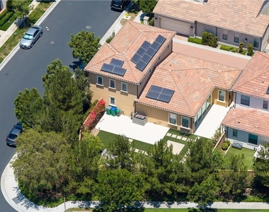 72 Henson - Photo Thumbnail 25